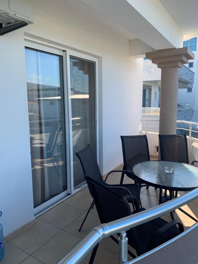 Apartmens Xhenis Lux Ulcinj Esterno foto