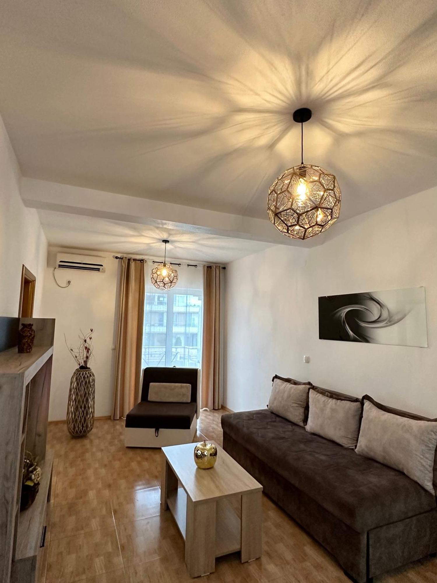 Apartmens Xhenis Lux Ulcinj Esterno foto