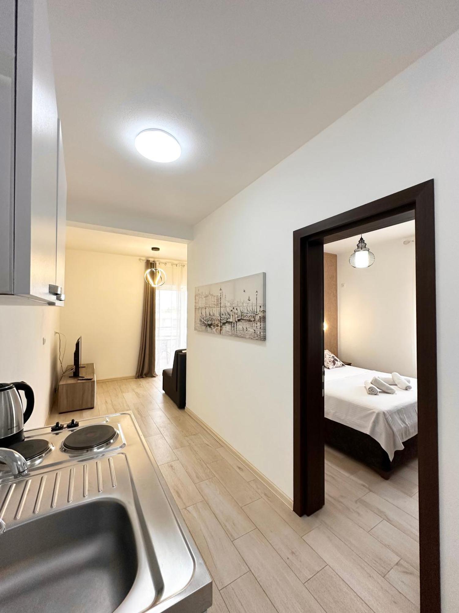 Apartmens Xhenis Lux Ulcinj Esterno foto