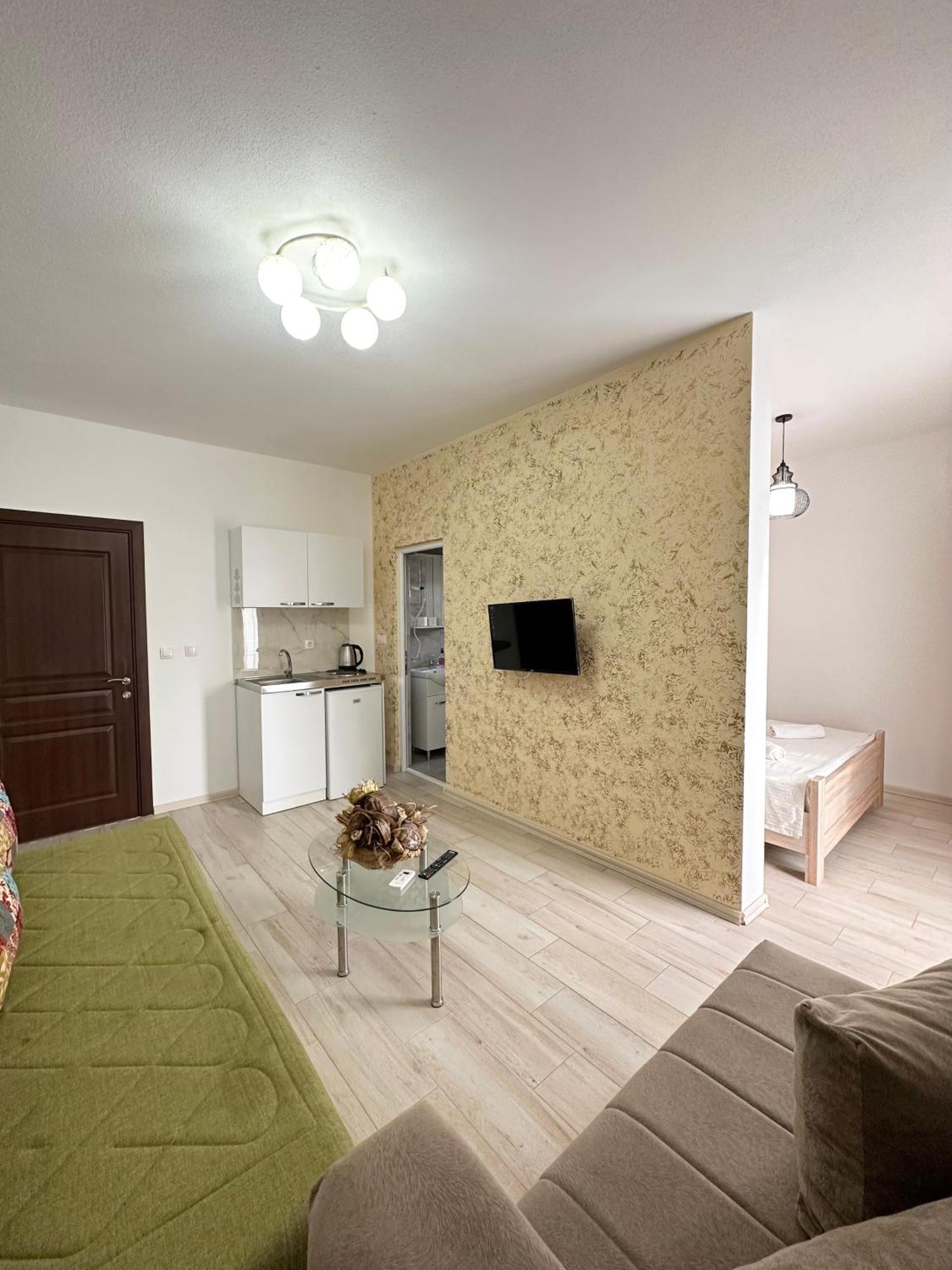 Apartmens Xhenis Lux Ulcinj Esterno foto